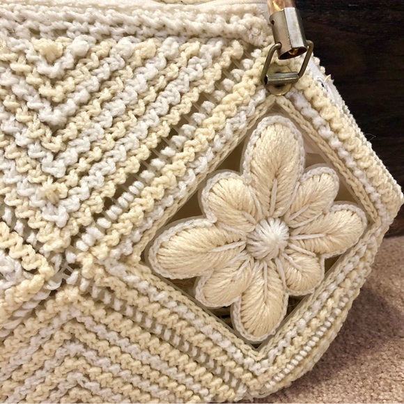 Vintage 1970’s Macrame Handbag - Picture 11 of 16